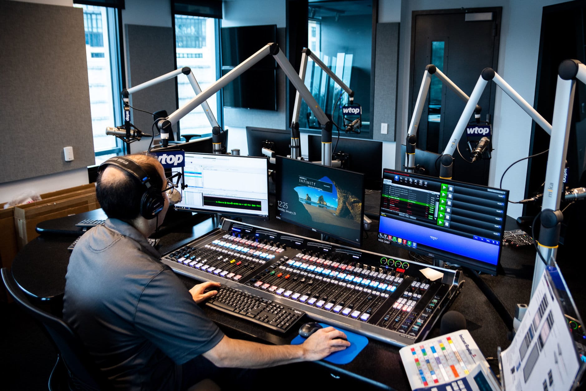 WTOP 053 1 1880x1254