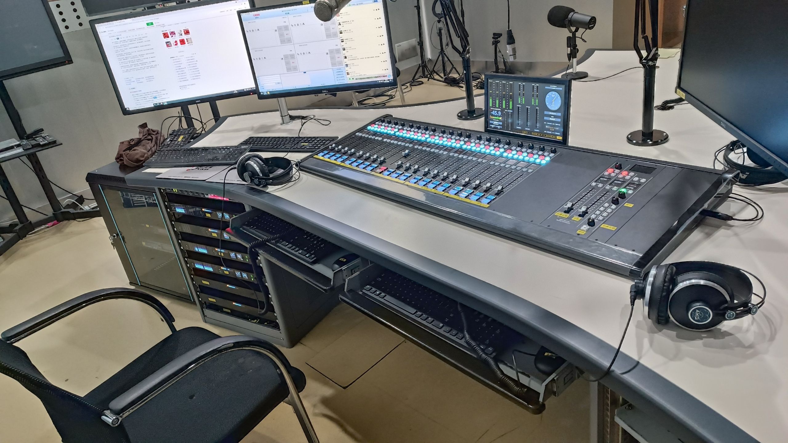 Huizhou Radio Television 1