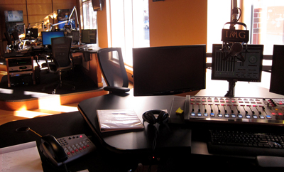 IMG Sports Main Room 300